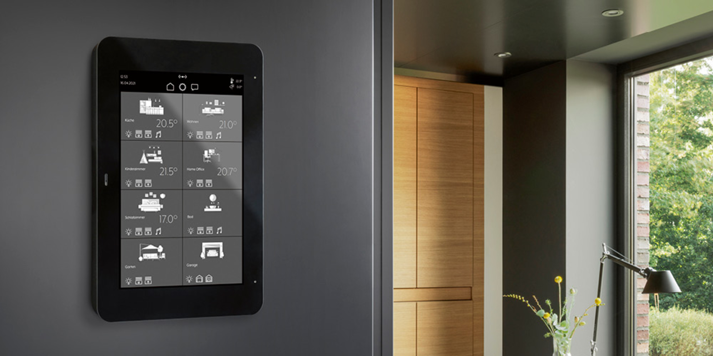 JUNG Smart Panel 8 bei WW-Elektrotechnik e.K. in Rieneck