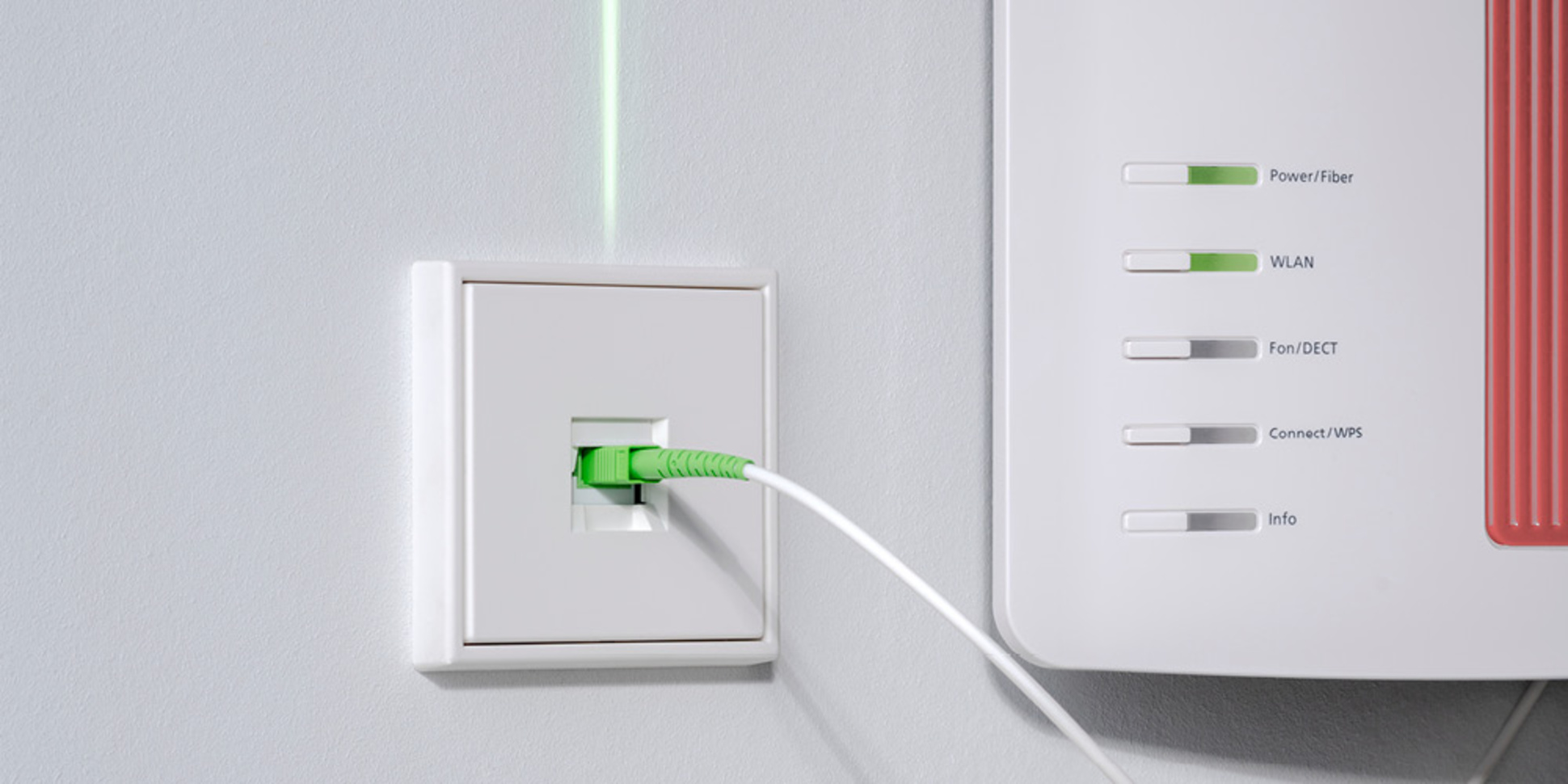 Die neuen Glasfaser-Anschlussdosen bei WW-Elektrotechnik e.K. in Rieneck