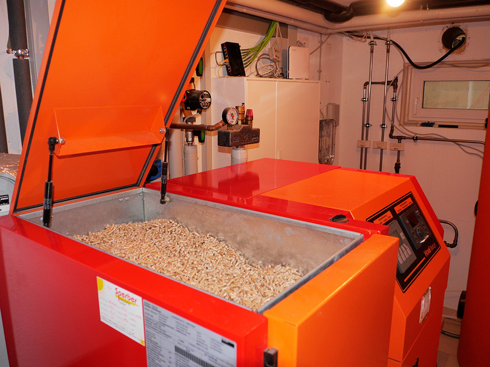 Palletheizung2 bei WW-Elektrotechnik e.K. in Rieneck